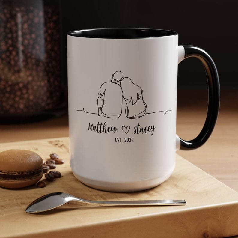 MUG DS TVH 281024 004 2