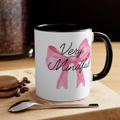 MUG DS TVH 261124 003 2